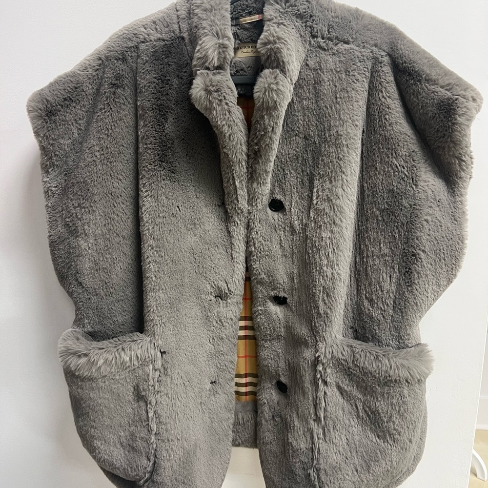 Burberry Gray Plush Faux Fur Coat with Signature Check Lining